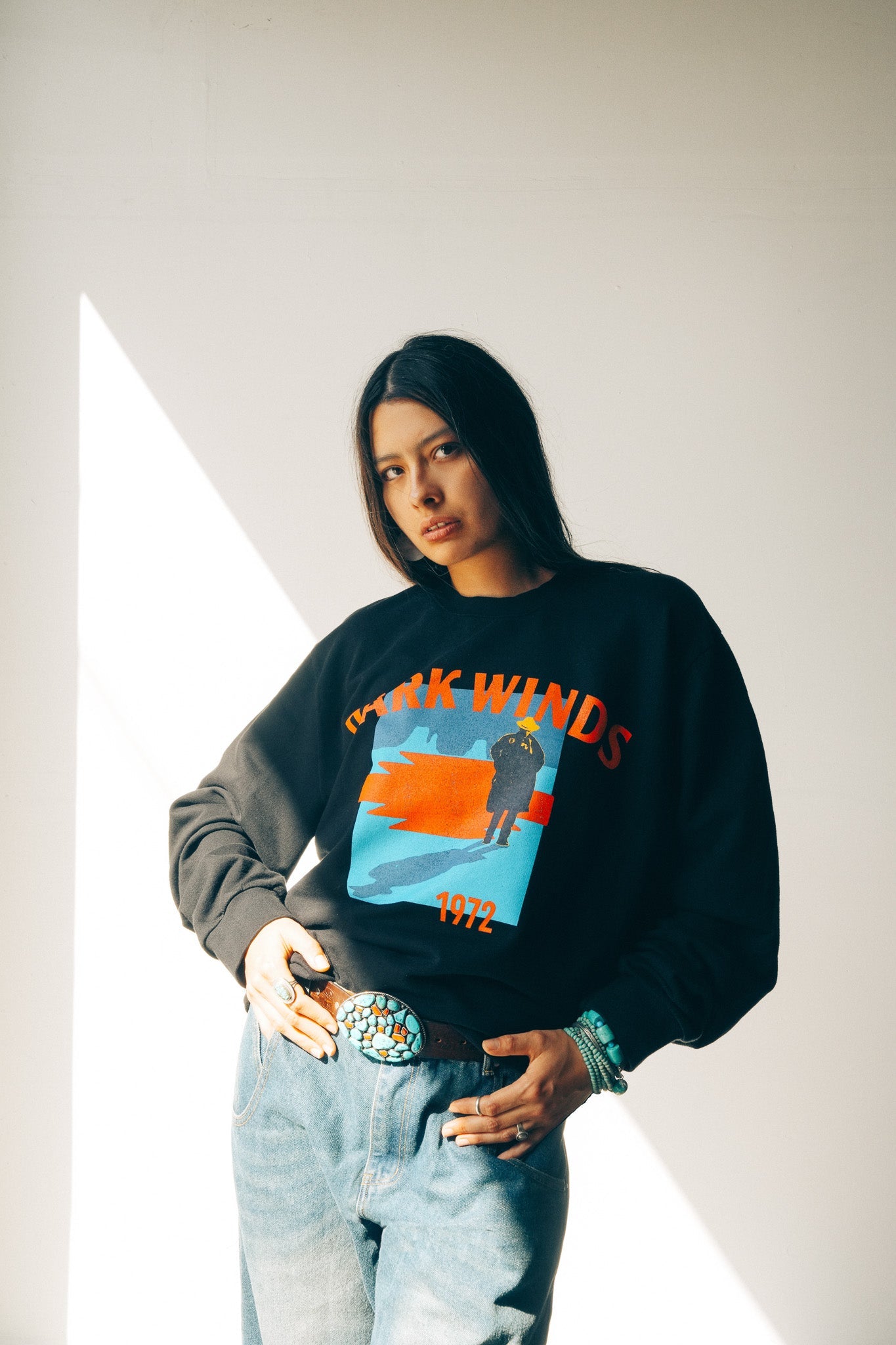 Retro Logo Sweater - DARKWINDS