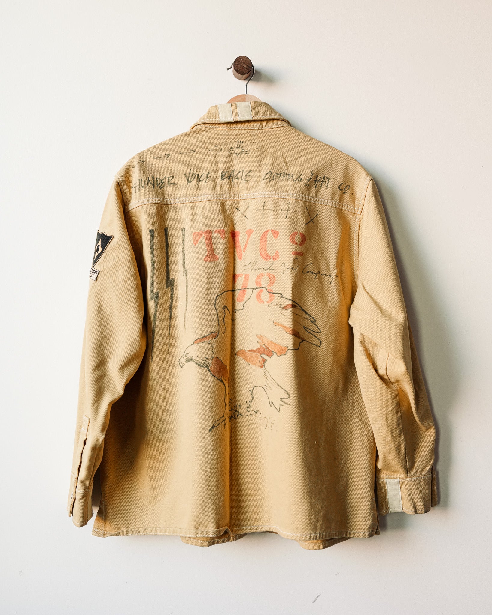 The Engraved Cloth Hand-painted Shirt 09