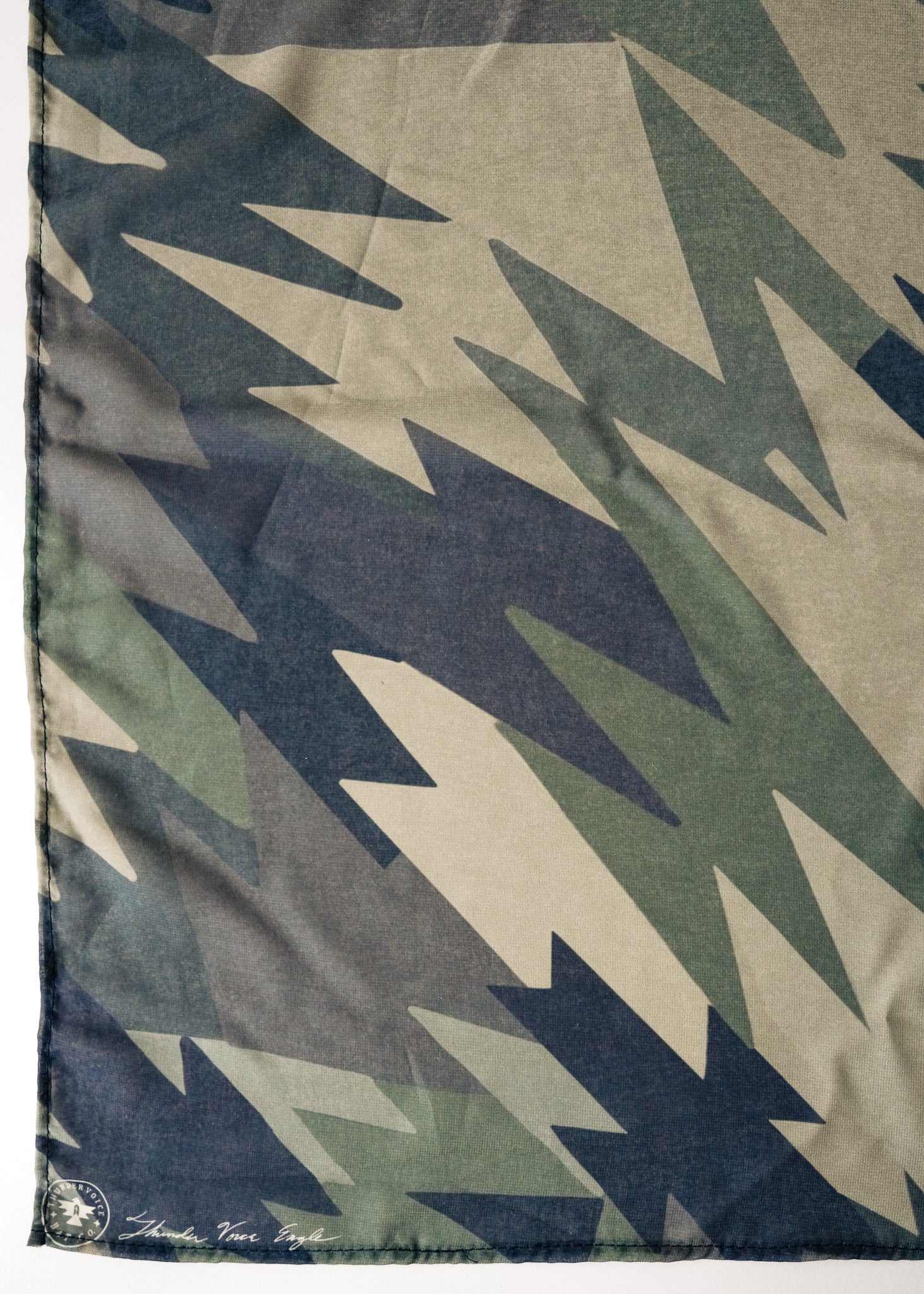 Native Camo Scarf 00