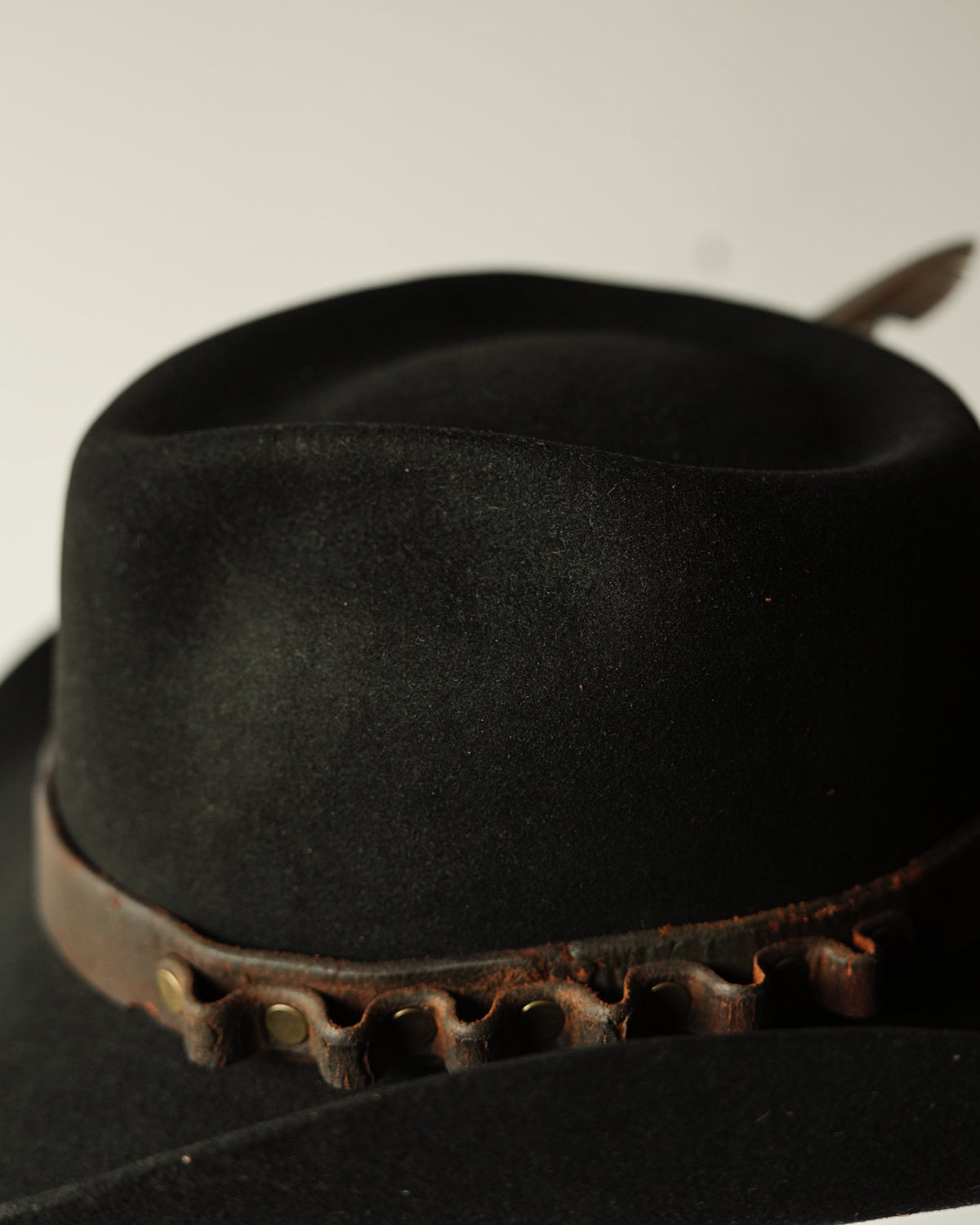 Minimalist Hat 881