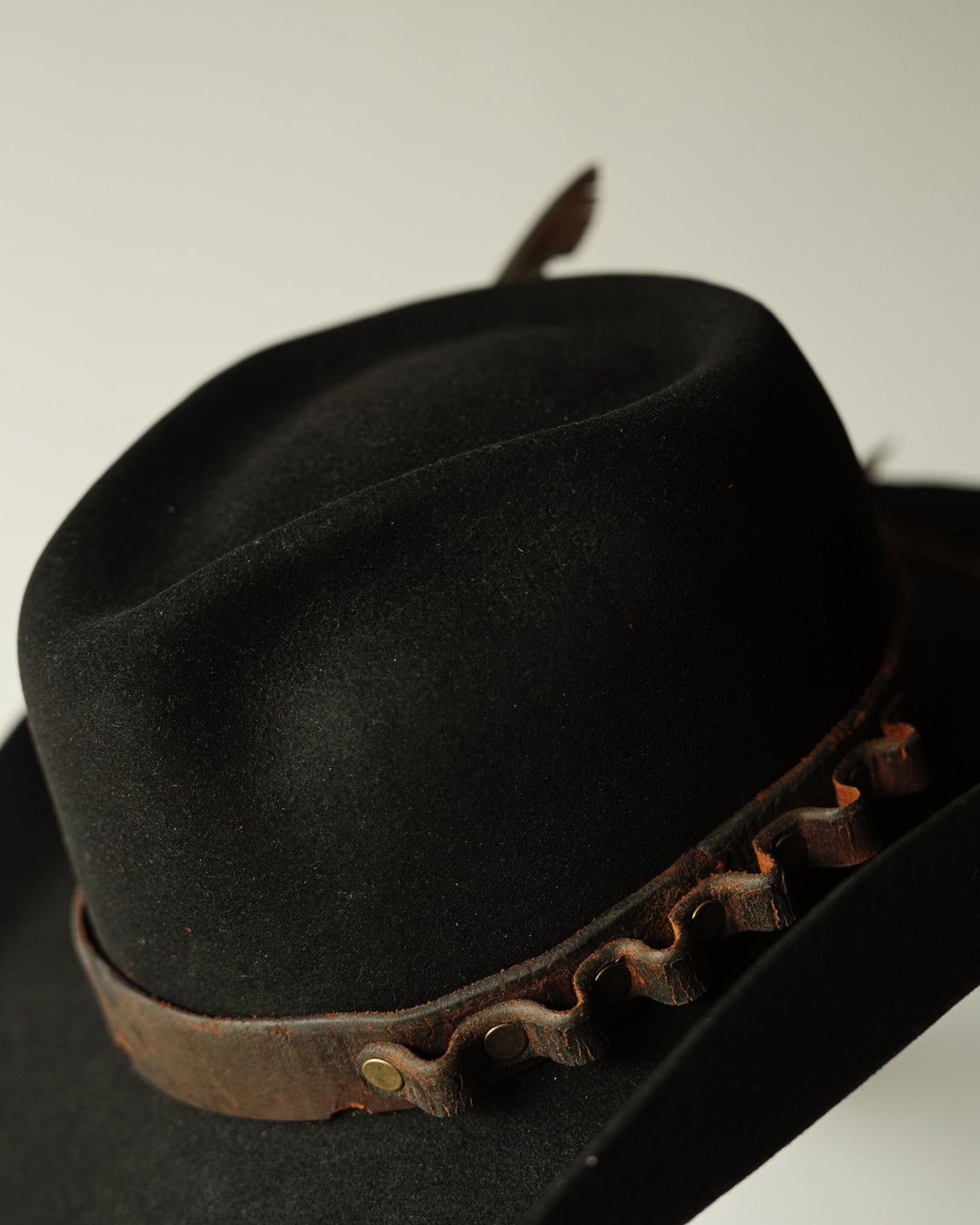 Minimalist Hat 881