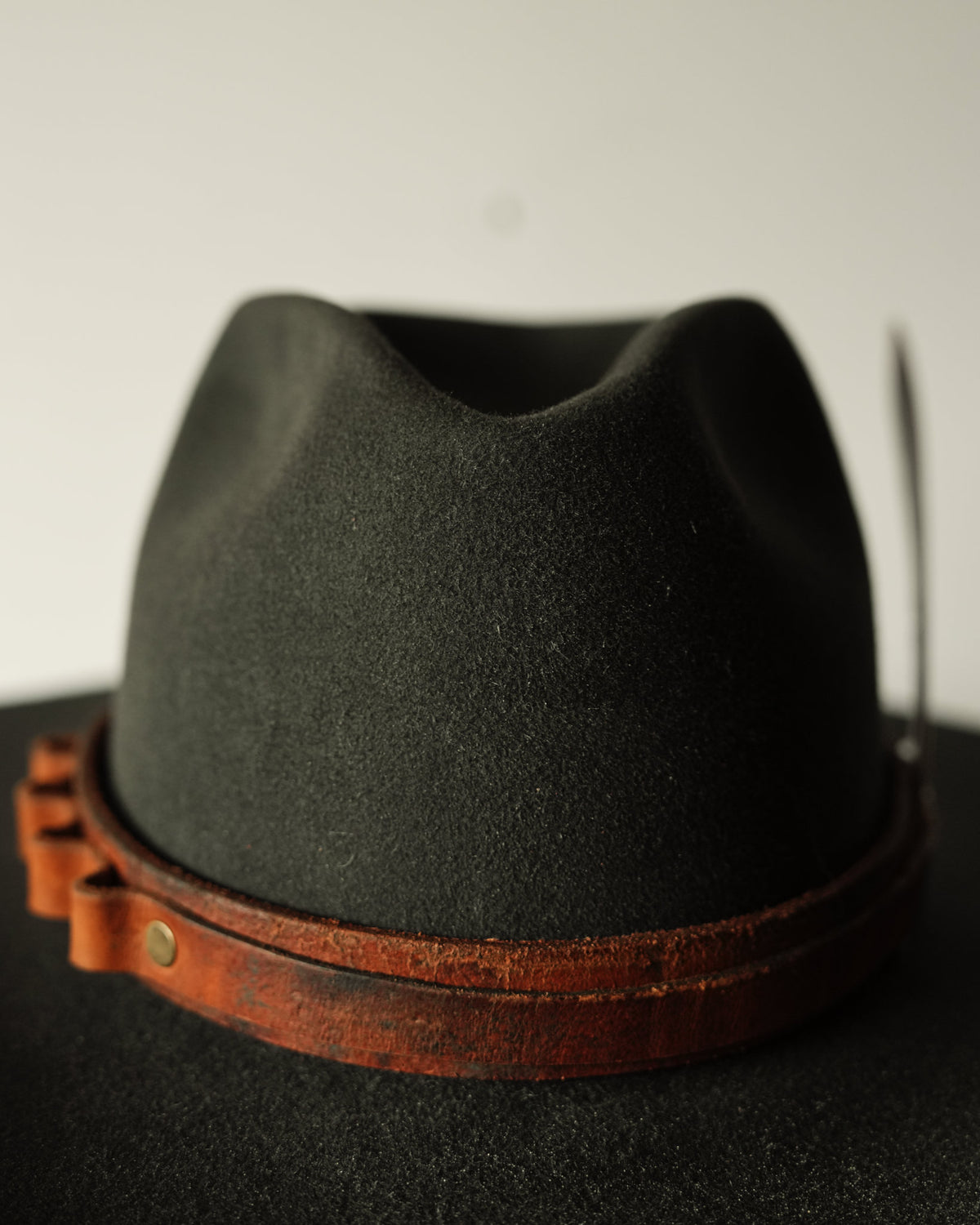 Minimalist Hat 882
