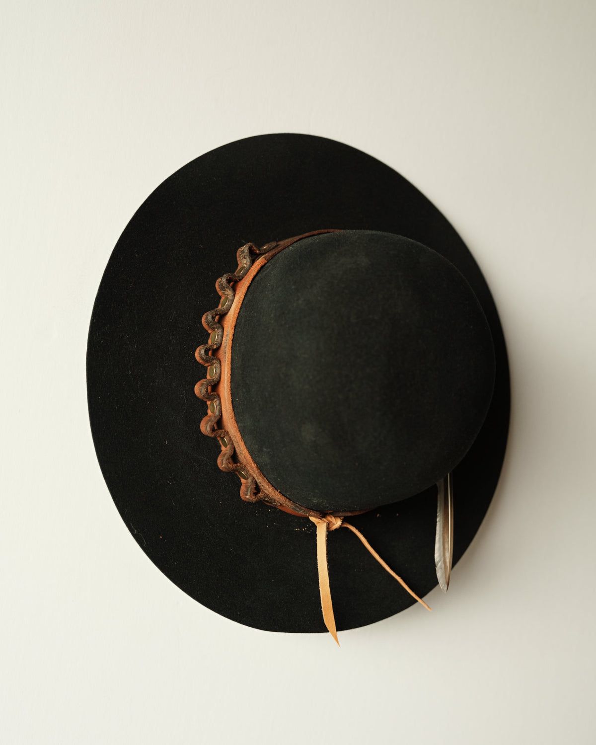 Minimalist Hat 888
