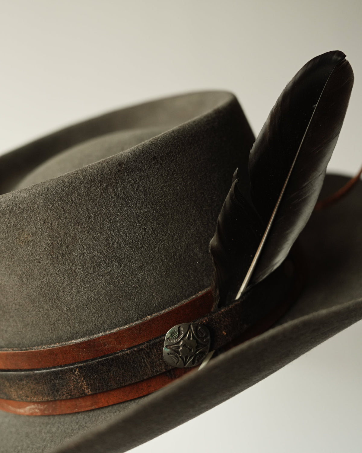 Minimalist Hat 889