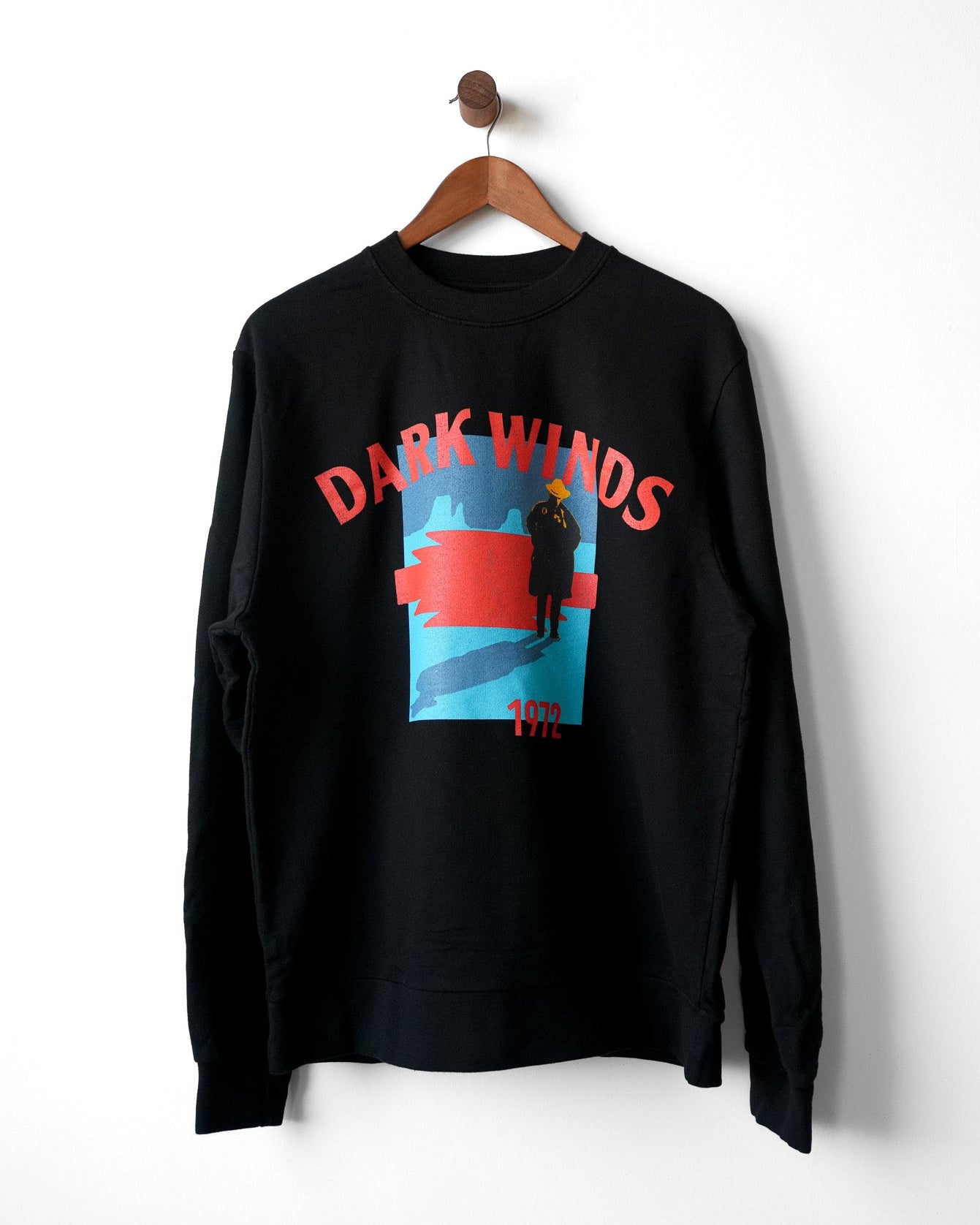 Retro Logo Sweater - DARKWINDS