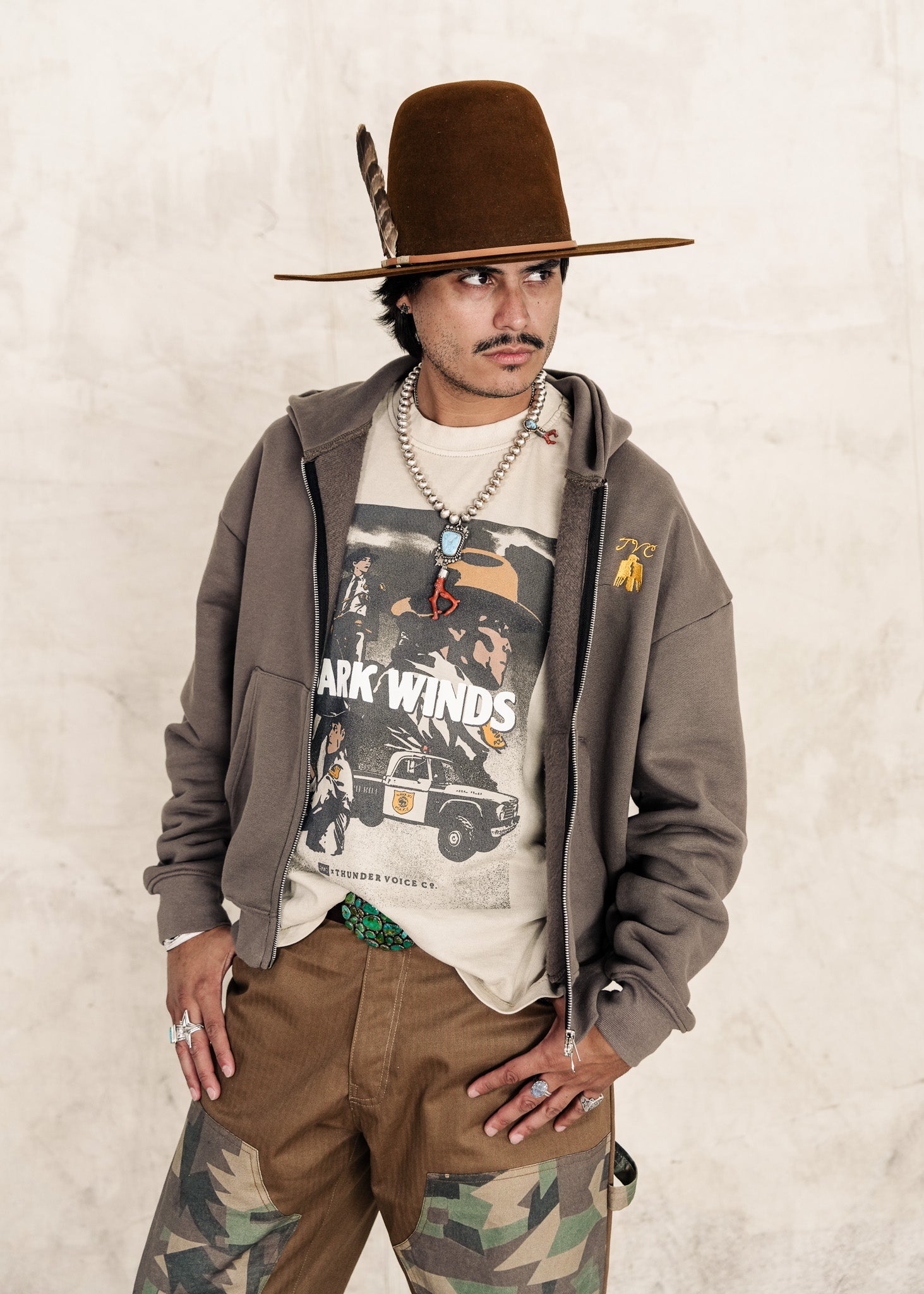Vintage Truck Tee - DARKWINDS