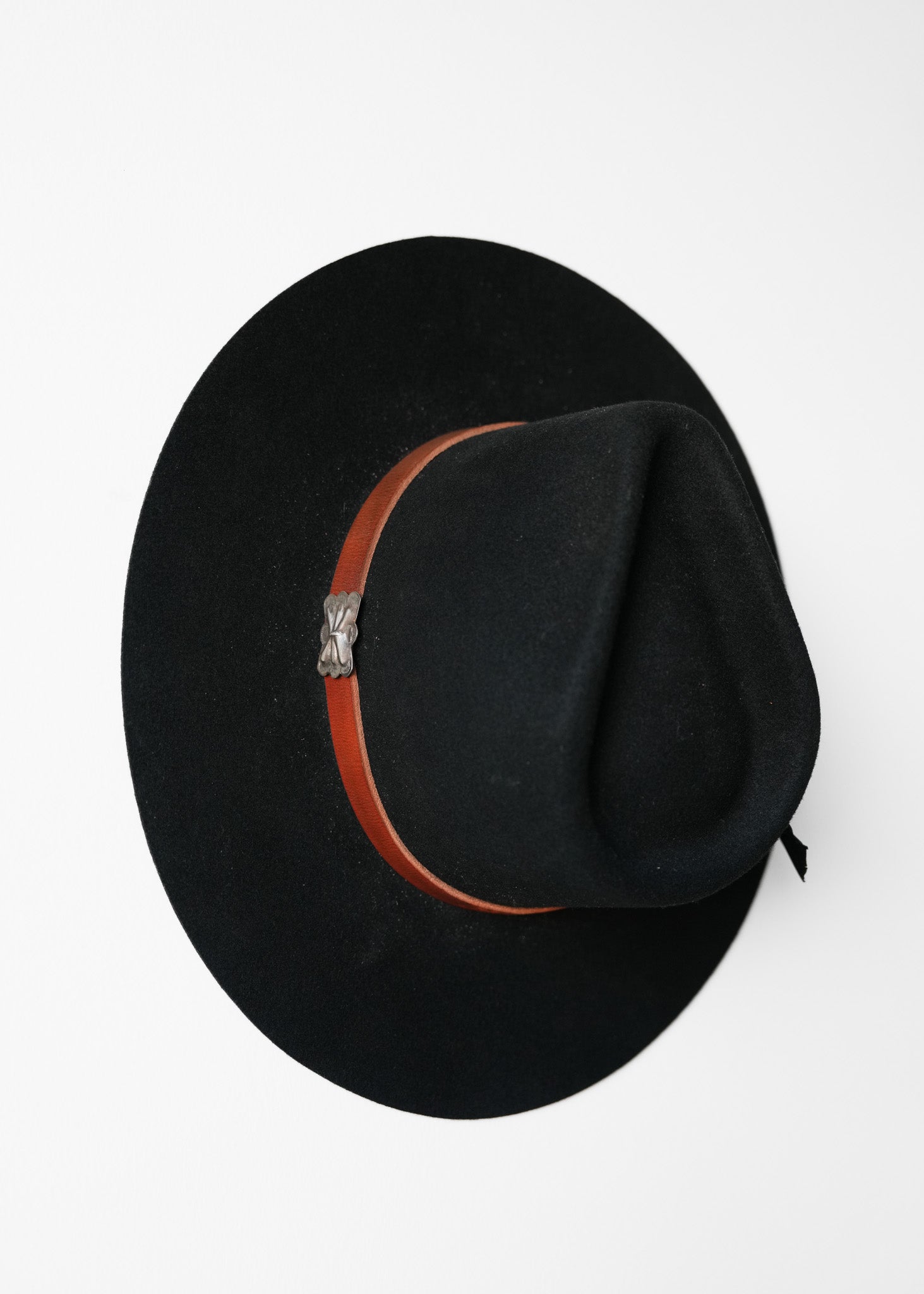 Minimalist Hat 854