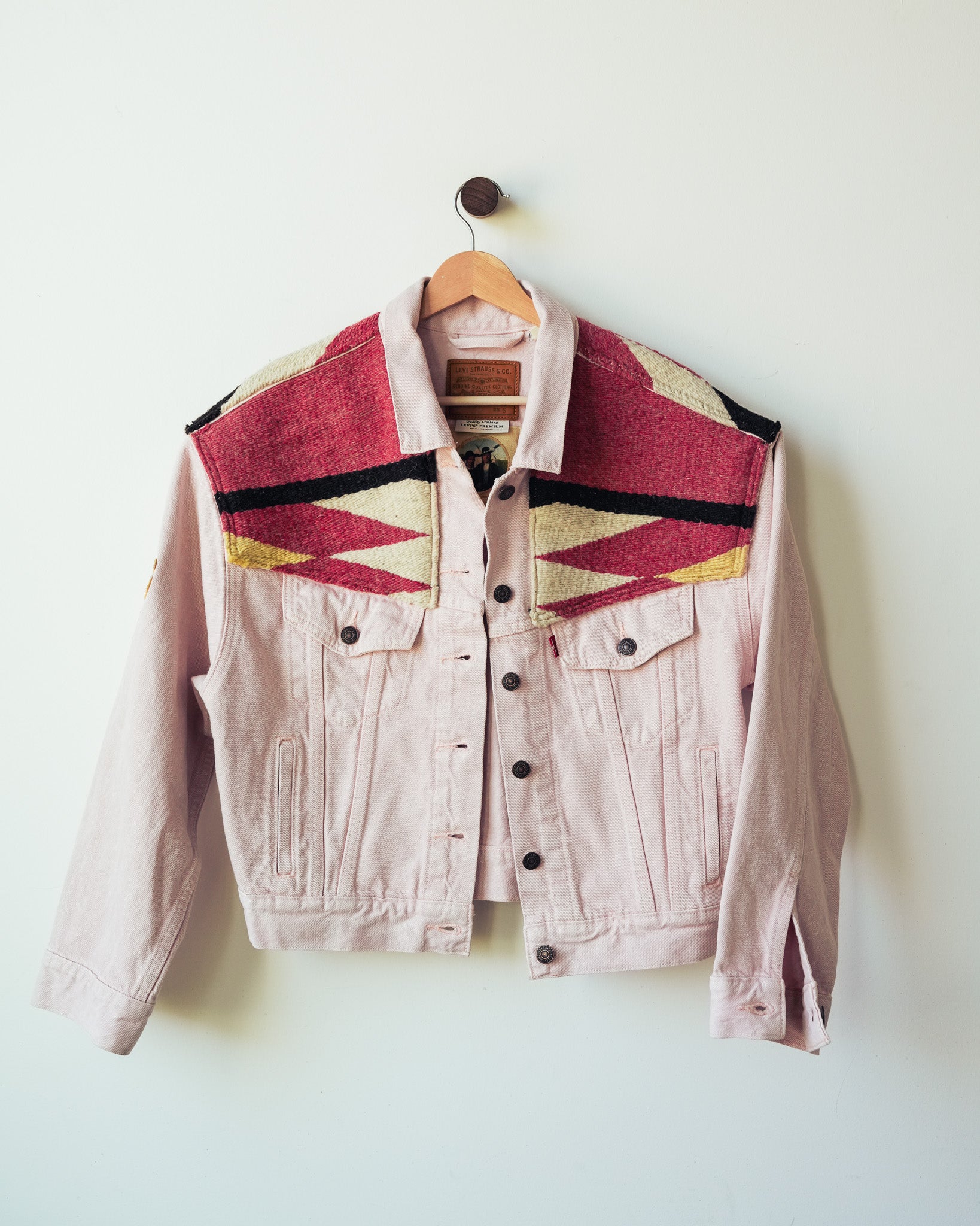 Red Mountain Jacket 29