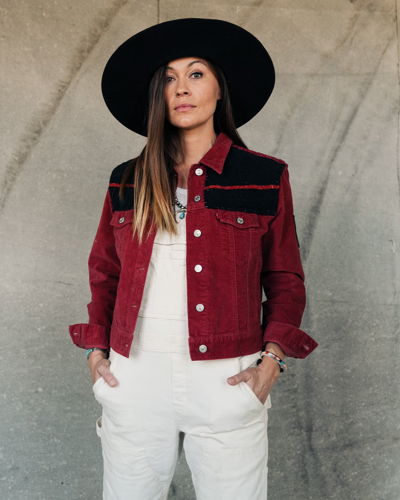 Red Mesa Jacket 01
