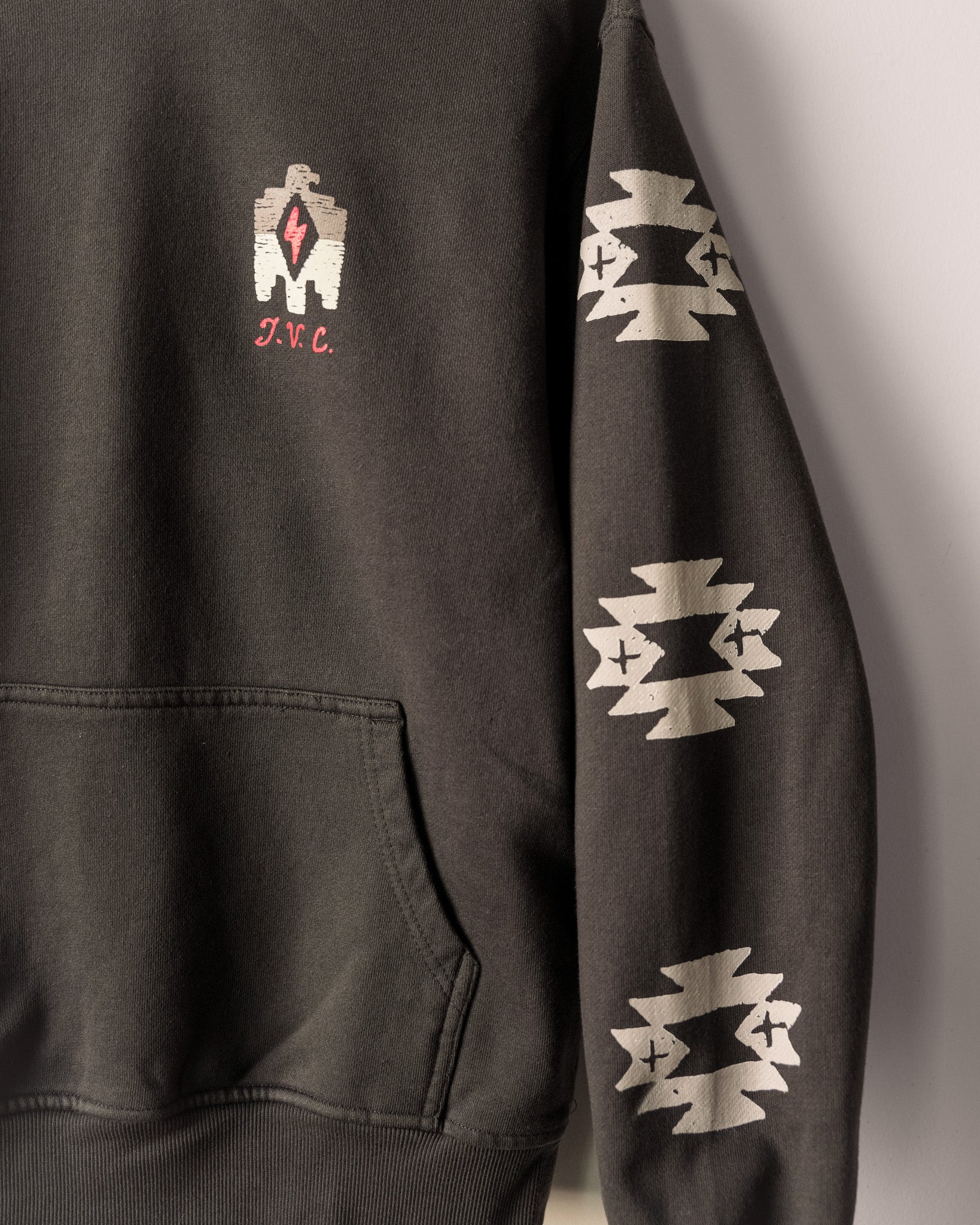 Lone Mountains - Hoodie Grey