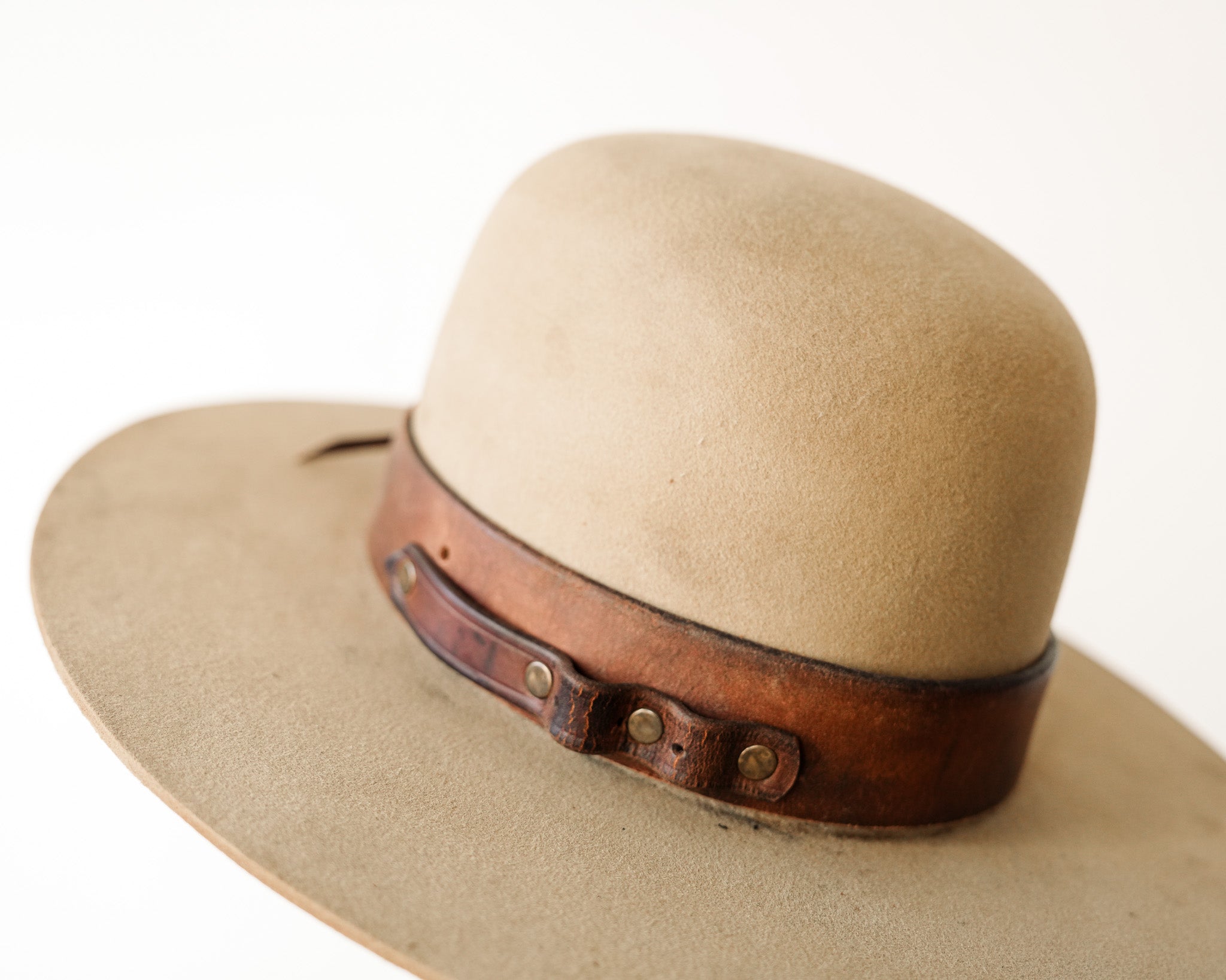 Heritage Hat 1852