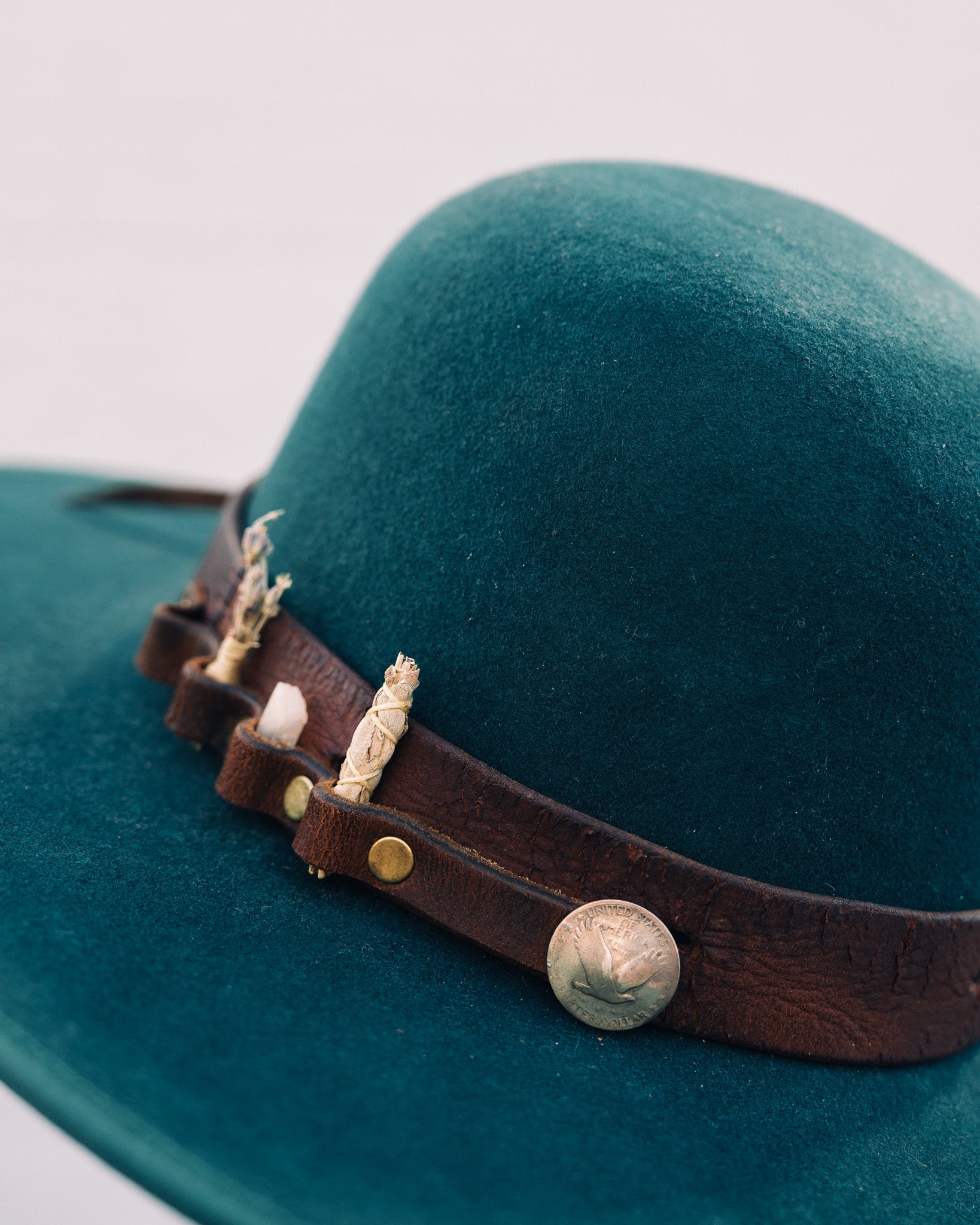 Minimalist Hat 874