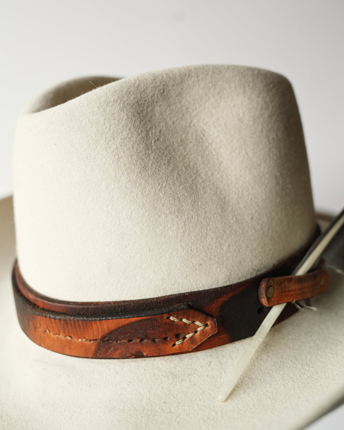 Minimalist Hat 875