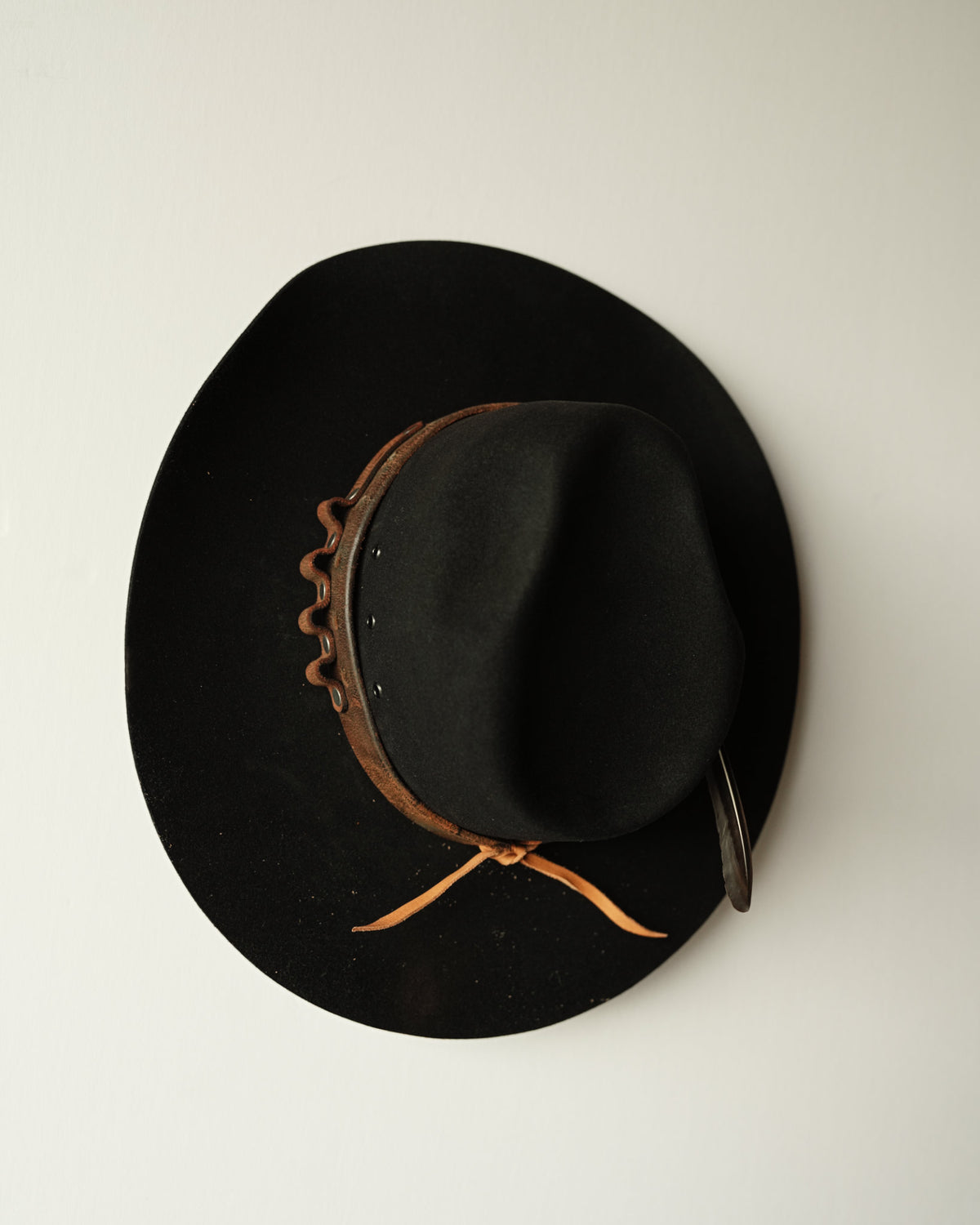 Minimalist Hat 876