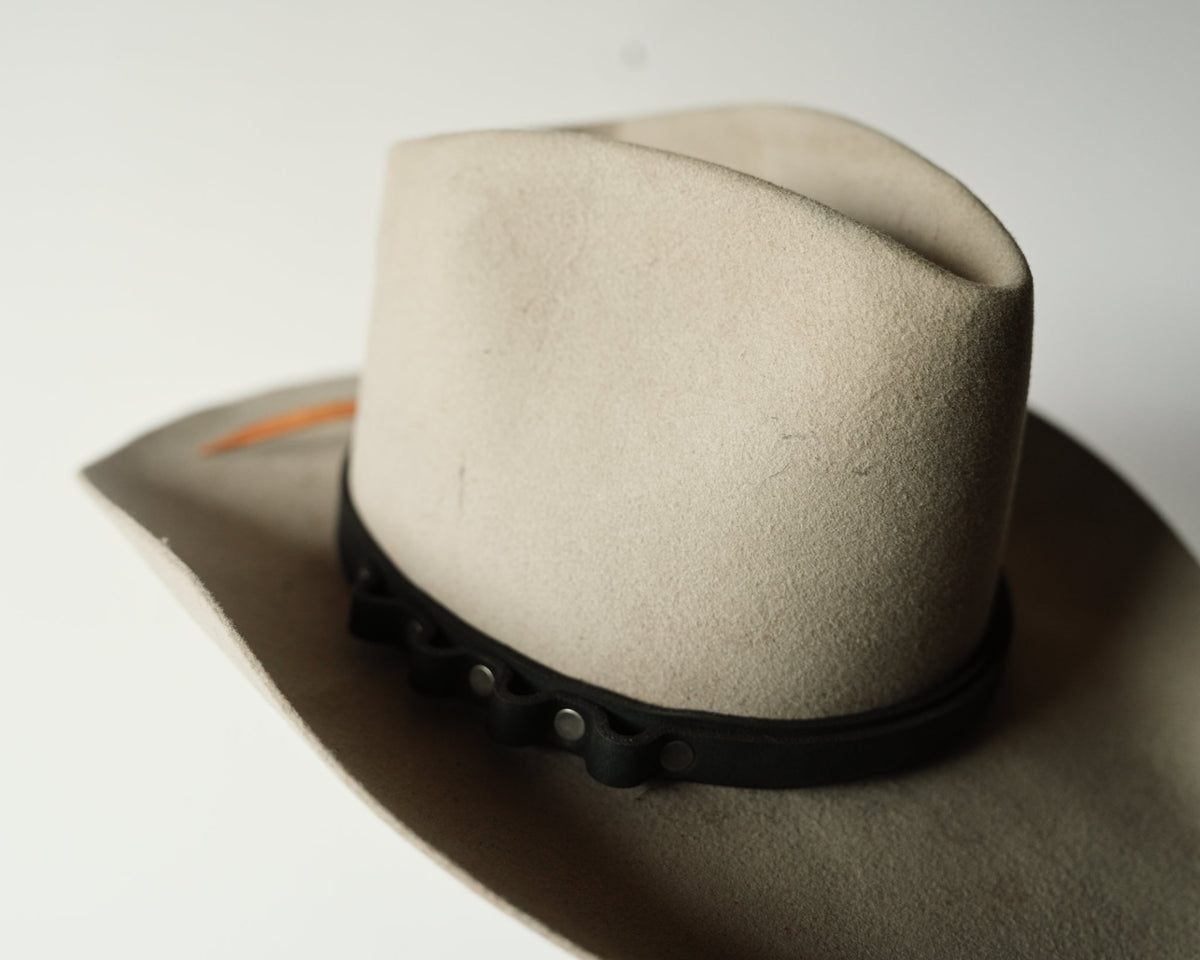 Minimalist Hat 879