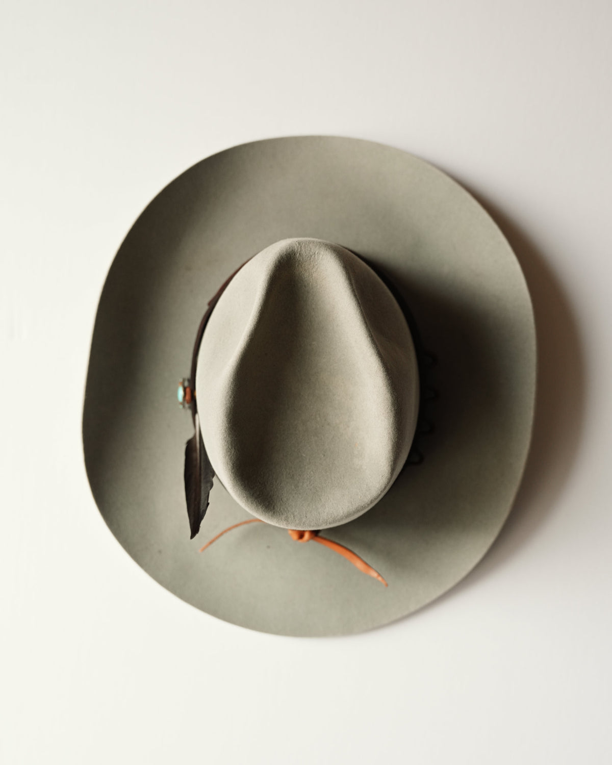 Minimalist Hat 894