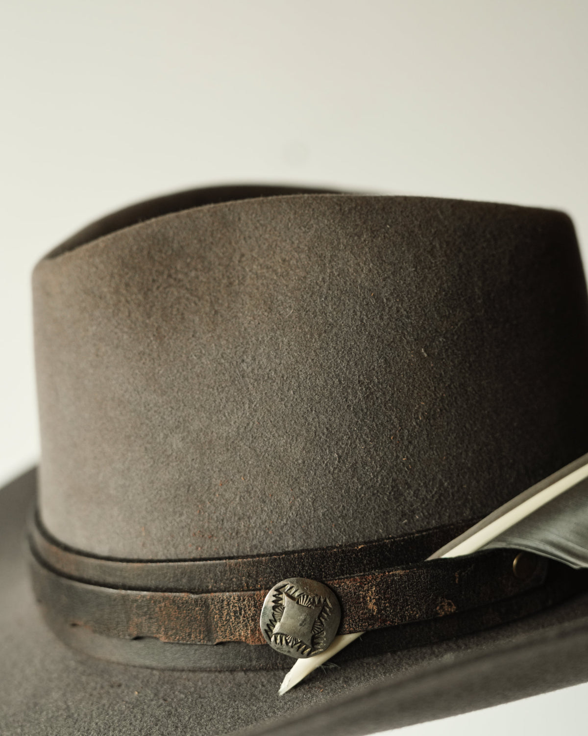 Minimalist Hat 895