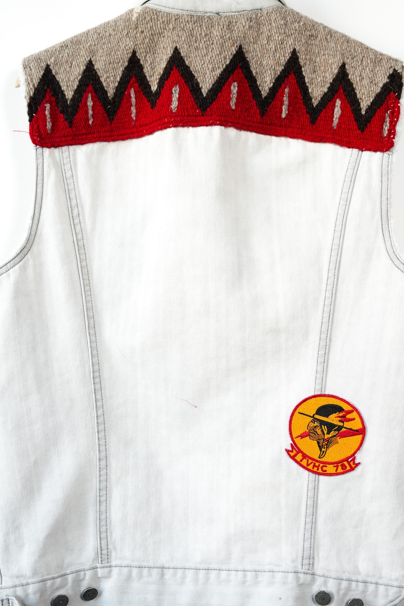 Red Mountain Vest 07