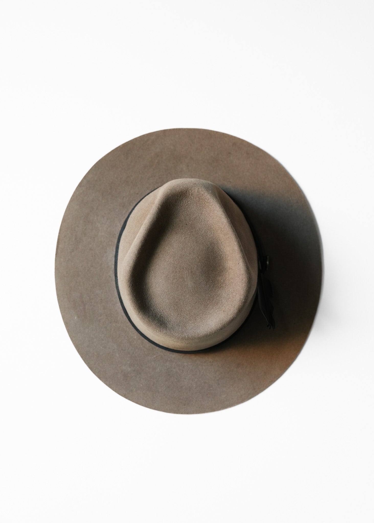 Minimalist Hat 852