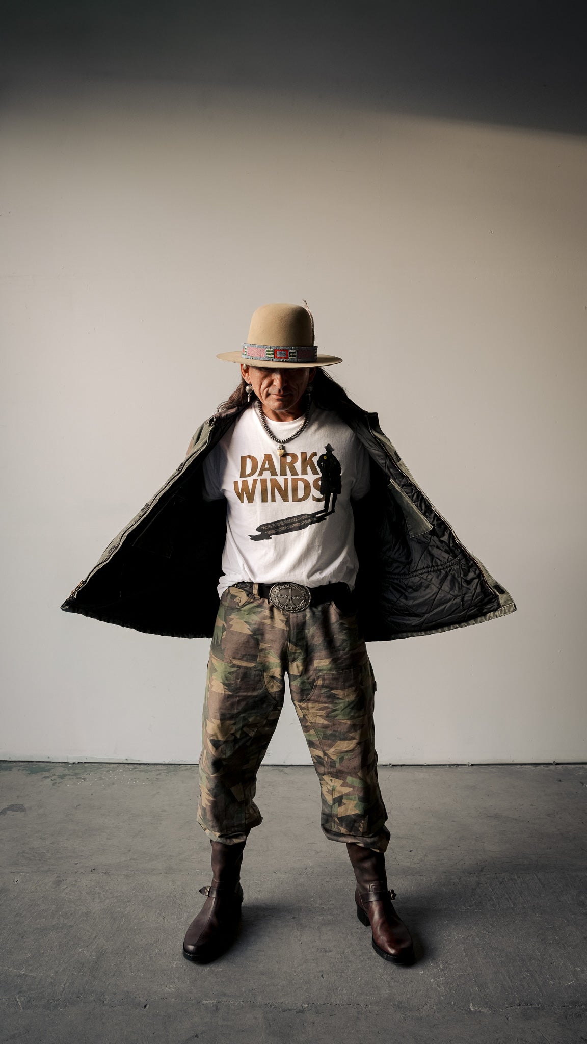 Leaphorn Shadow - DARKWINDS